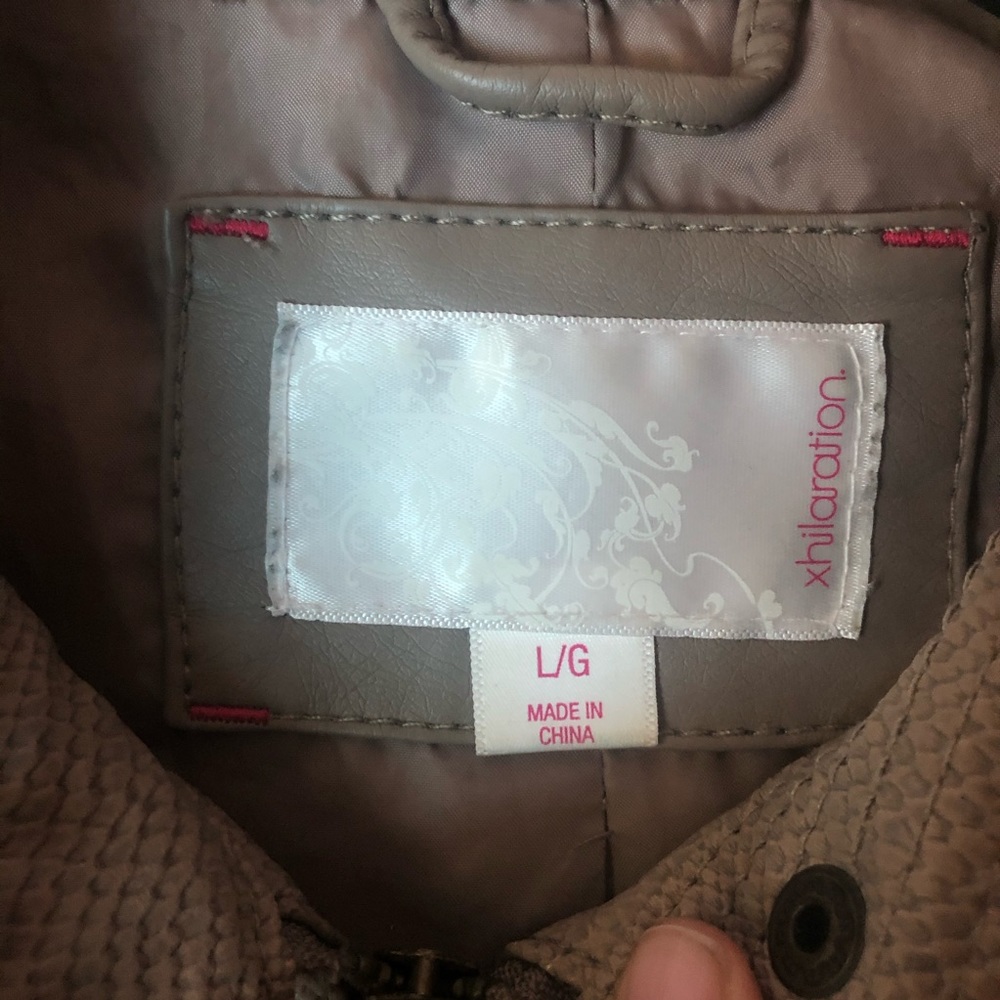 Leather Jacket - Picture 3 of 8